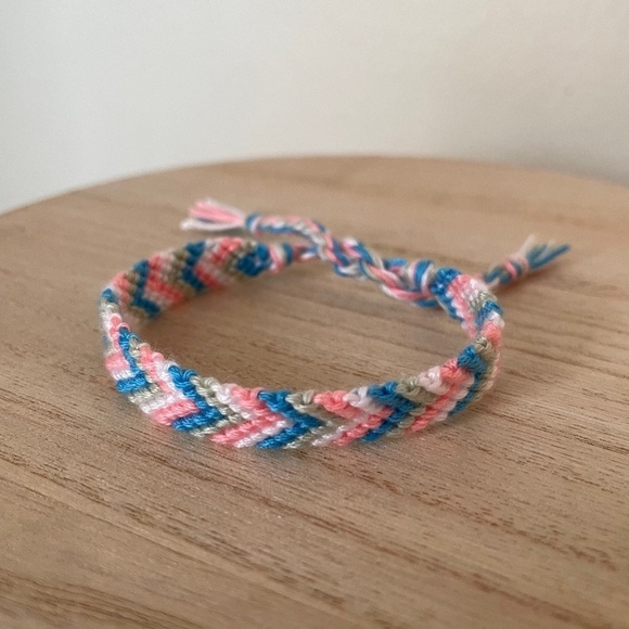 10/$25 Blue Fields Woven Bracelet - Picture 1 of 1